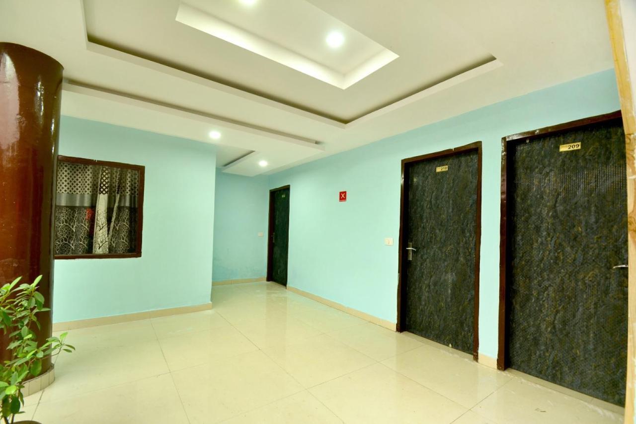 Oyo 8622 Hotel Grand Inn Chandīgarh Exterior foto